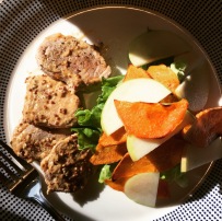 Pork medallions with apple and sweet potatoes